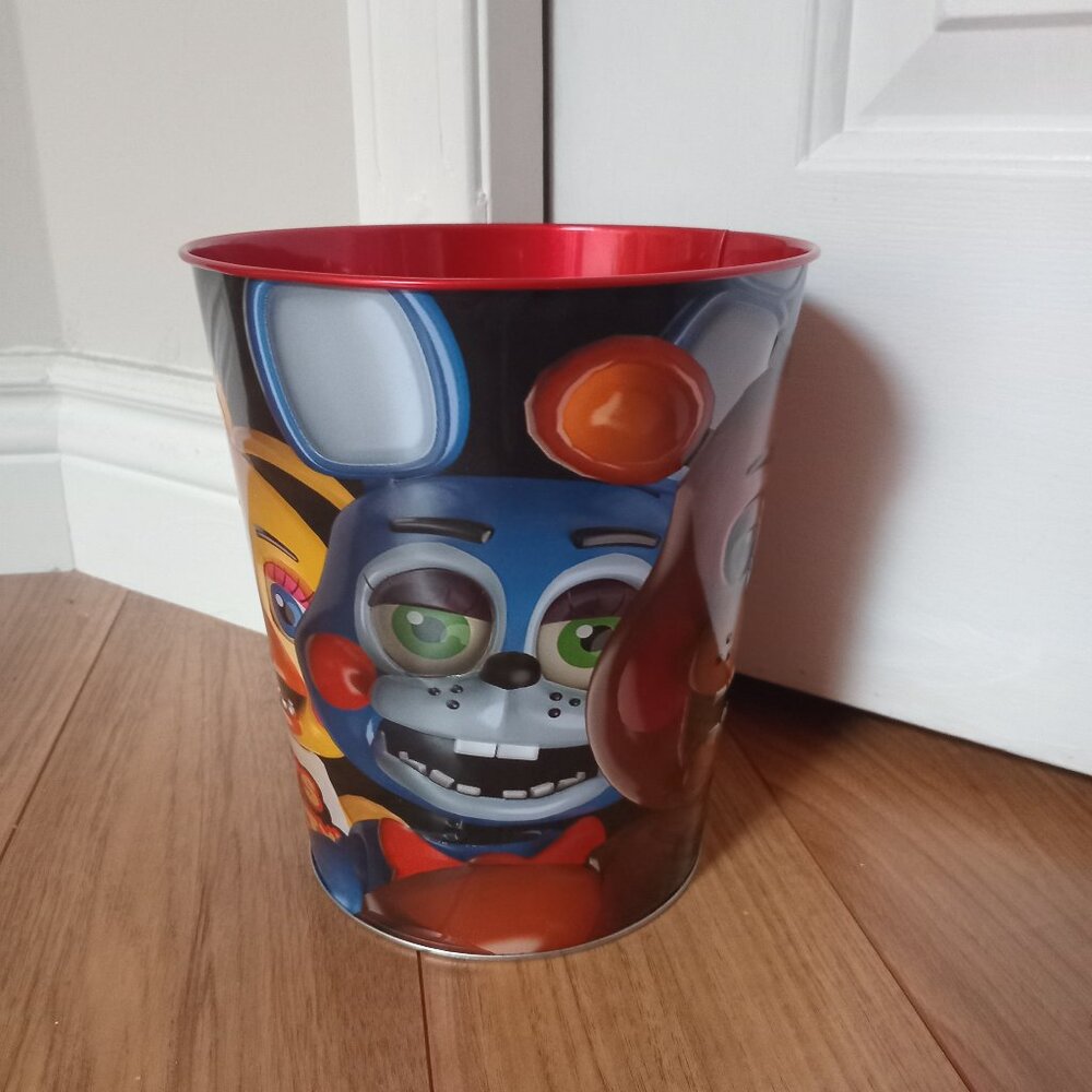 Five Nights At Freddy's 2 Collectible Tin